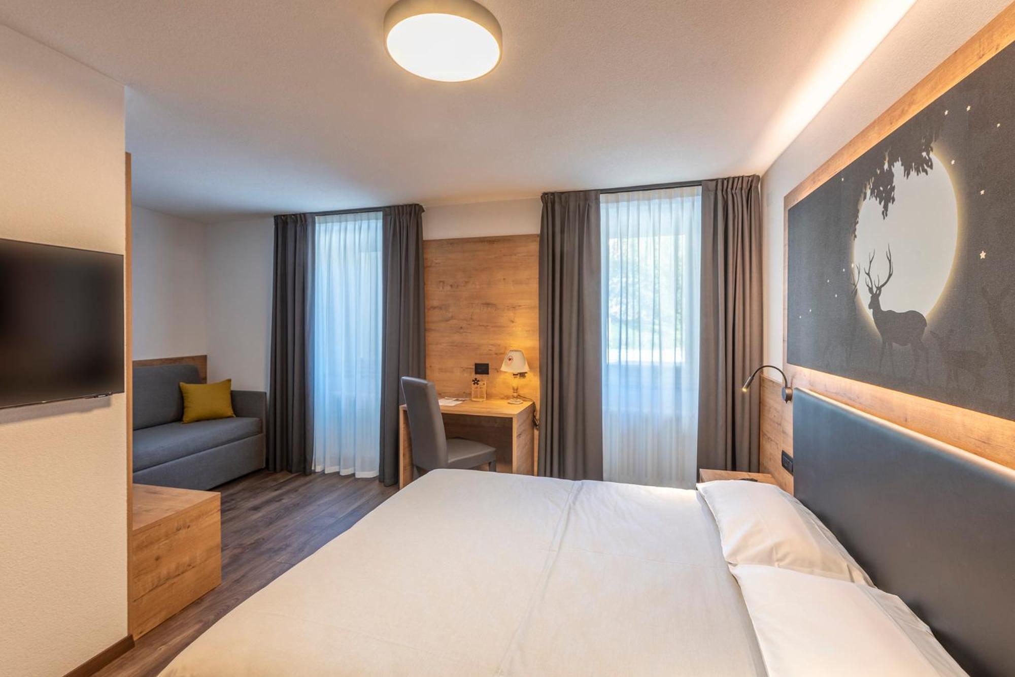 Hotel Alpino Wellness & Spa Peio Fonti Exteriör bild