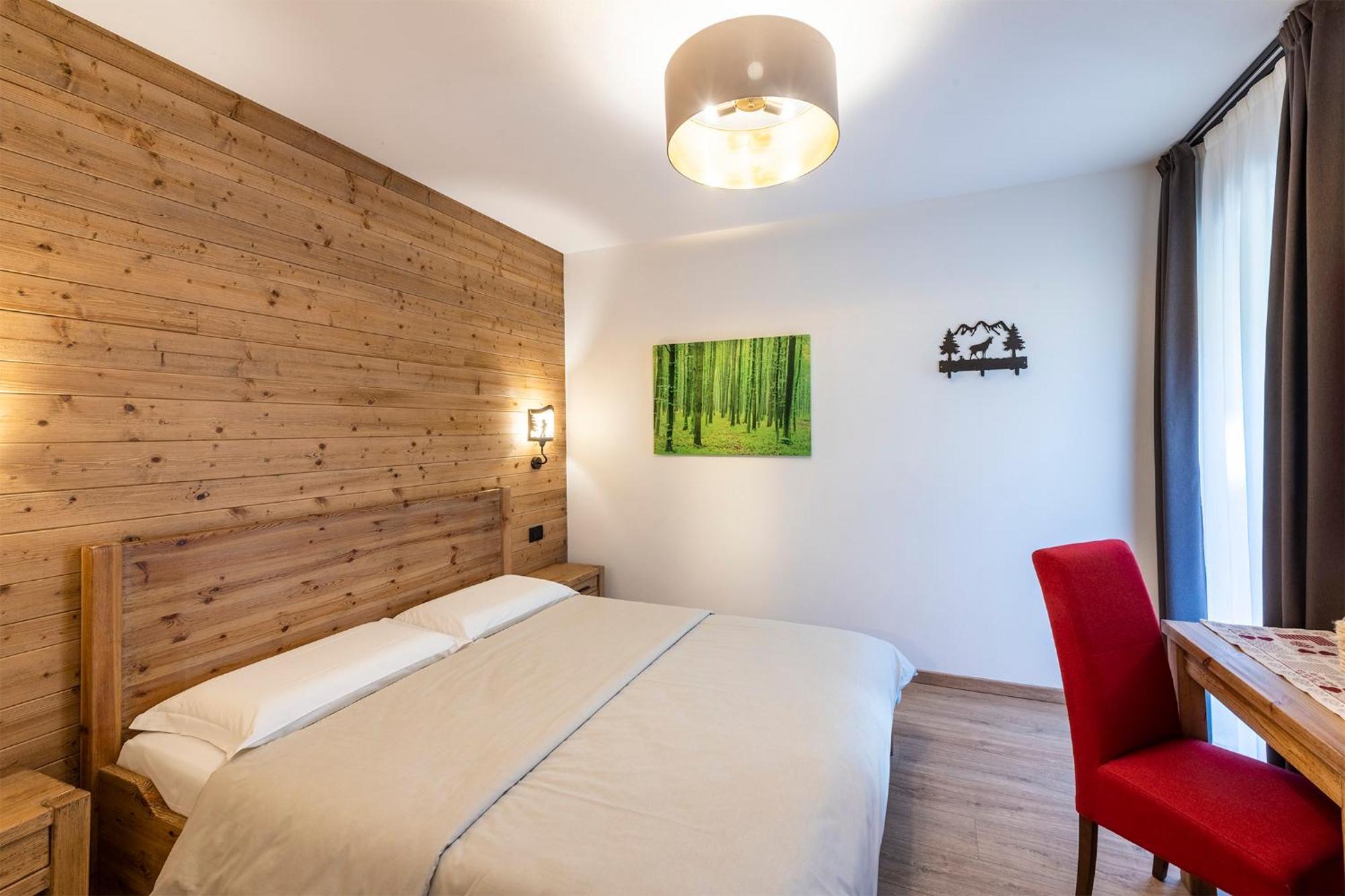 Hotel Alpino Wellness & Spa Peio Fonti Exteriör bild